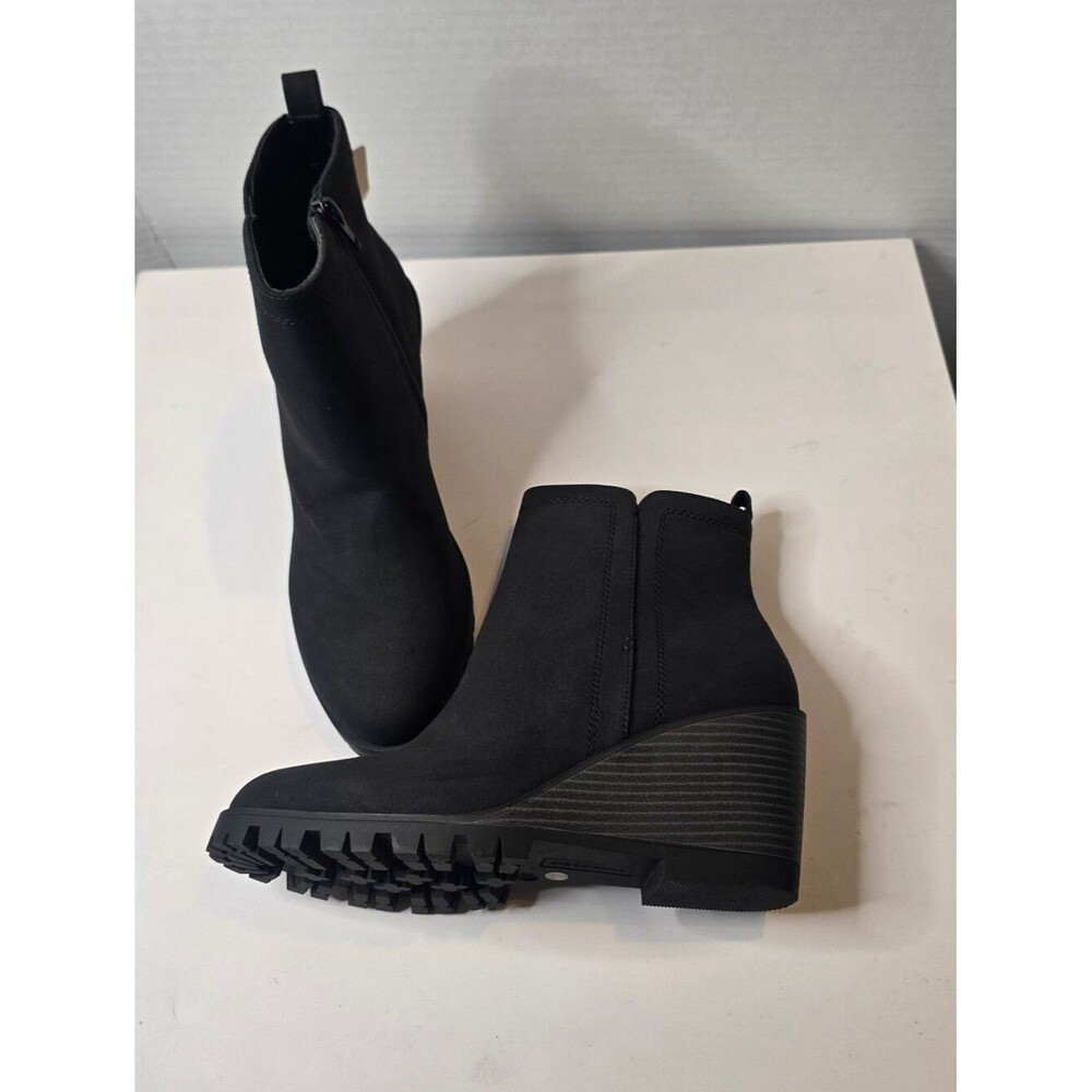 St johns Bay Wedge Boots Size 9.5